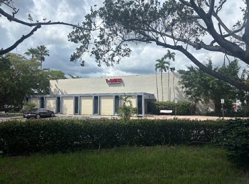 1751 W Cypress Creek Rd, Fort Lauderdale, FL à vendre - Photo de l’immeuble – Image 2 sur 8