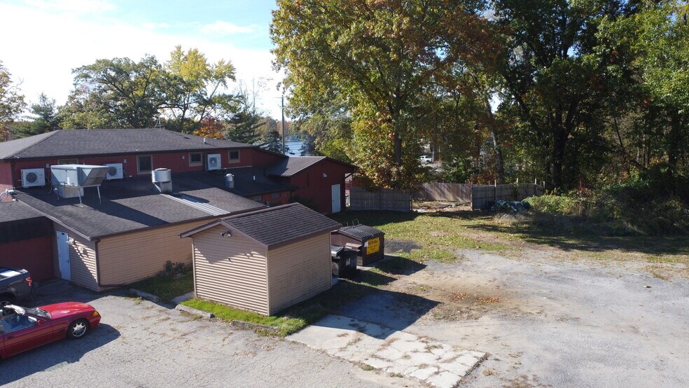 25020 May St, Edwardsburg, MI à vendre - Photo principale – Image 1 sur 13