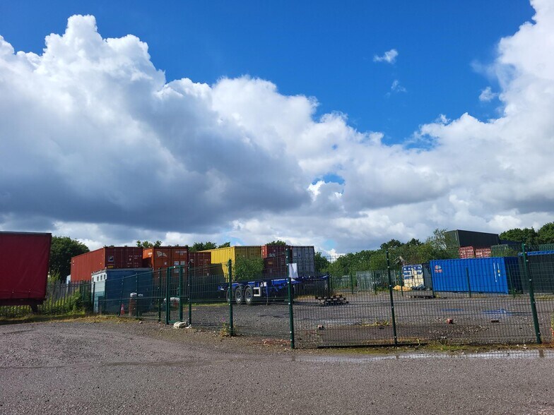 Watling St, Cannock à louer - Photo de l’immeuble – Image 2 sur 2