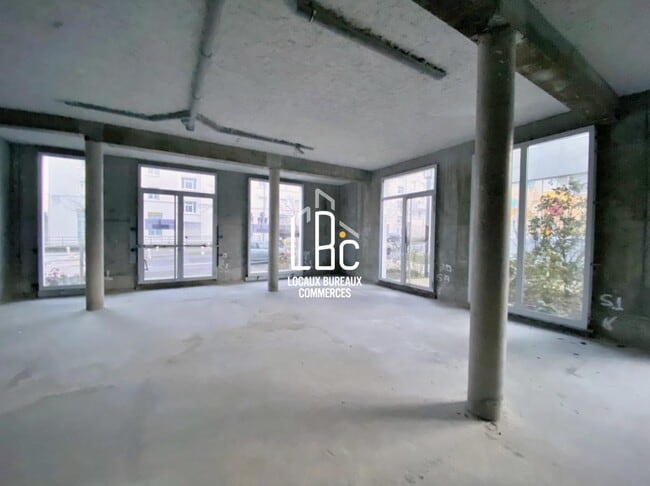 Plus de détails pour Boulevard Gustave Roch, Nantes - Local commercial à louer