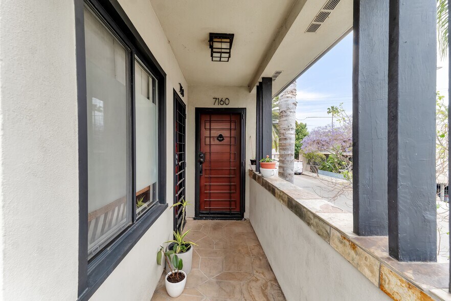 7154 Lexington Ave, West Hollywood, CA à vendre - Photo de l’immeuble – Image 3 sur 29