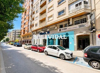 Plus de détails pour Local commercial à vendre