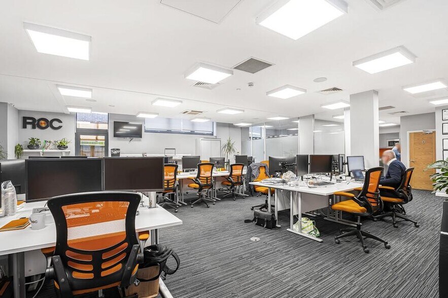 City Walk, Londres à vendre - Photo intérieure – Image 2 sur 44