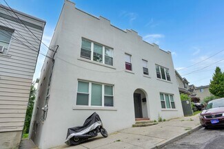 Plus de détails pour 16 Butler Ter, Staten Island, NY - Logement à vendre