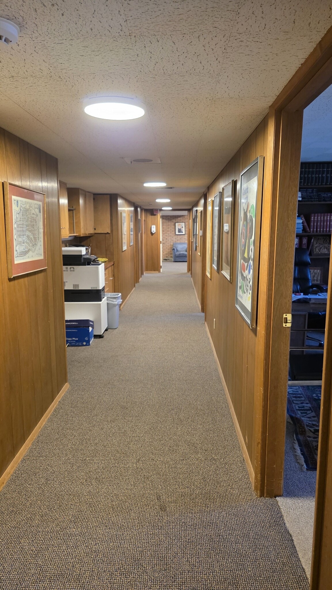 1201 W Main St, Waterbury, CT à louer Photo intérieure– Image 1 sur 4