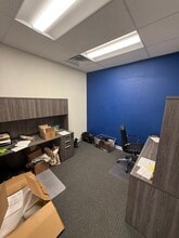 9672 Via Excelencia, San Diego, CA à louer Photo intérieure– Image 2 sur 7