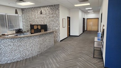 4401 E Baseline Rd, Phoenix, AZ à louer Photo intérieure– Image 2 sur 30