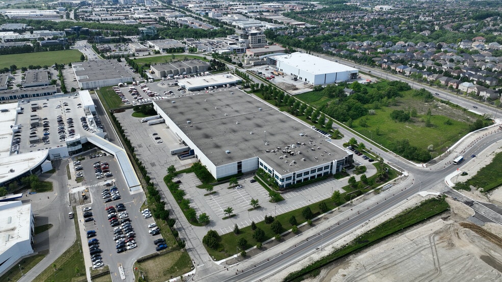 35 Orlando Ave, Richmond Hill, ON à louer - Aérien – Image 3 sur 9
