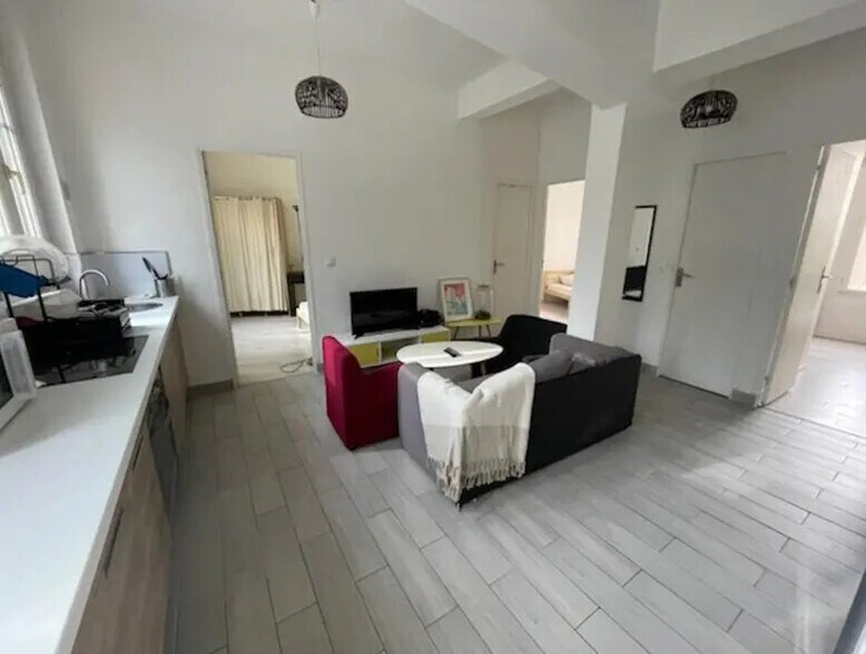 Immeuble residentiel dans Issy-les-Moulineaux à vendre - Photo intérieure – Image 3 sur 10