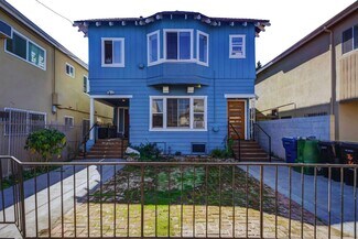 Plus de détails pour 702 W 30th St, Los Angeles, CA - Logement à vendre