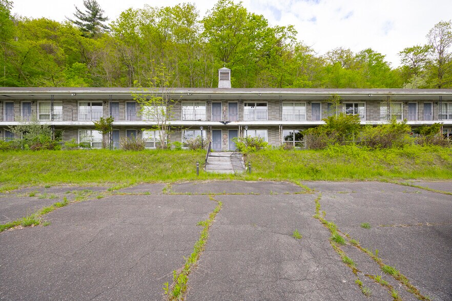 165 Queechy Lake Dr, Canaan, NY à vendre - Photo de l’immeuble – Image 3 sur 31
