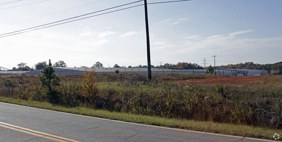 5301 Old Pearman Dairy Rd, Anderson, SC à louer - Photo de l’immeuble – Image 3 sur 7