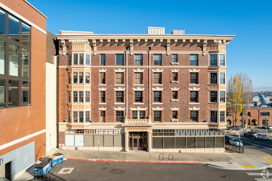 1551 Broadway, Tacoma, WA à louer - Photo de l’immeuble – Image 2 sur 17