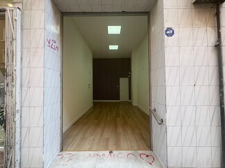 Plus de détails pour Local commercial à louer