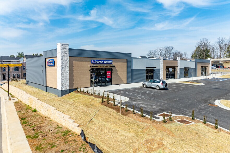 4257 Harrodsburg Rd, Lexington, KY à louer - Vidéo aérienne – Image 2 sur 40