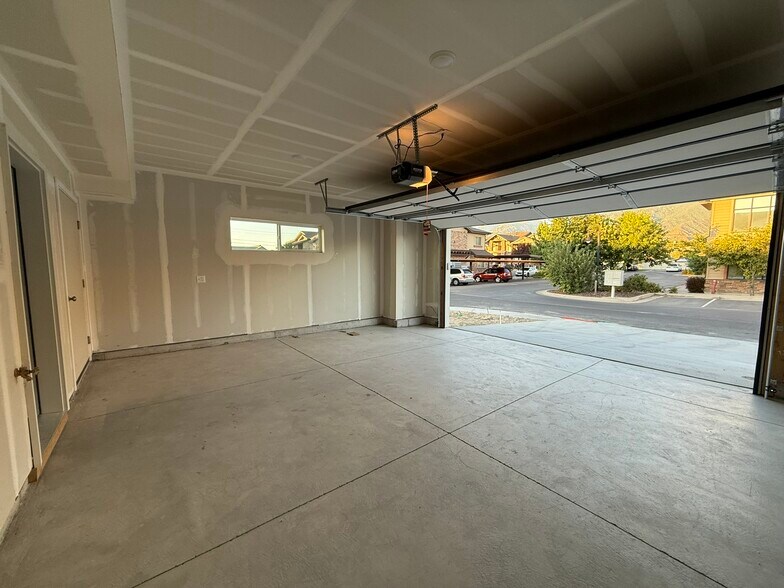 652 E 12225 S, Draper, UT à vendre - Photo de l’immeuble – Image 3 sur 28