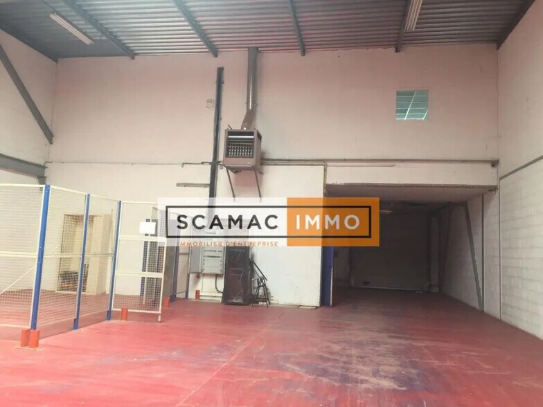 Industriel/Logistique dans Villejuif à louer - Photo de l’immeuble – Image 1 sur 5