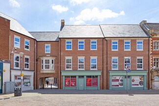 Plus de détails pour 6 Market Pl, Gainsborough - Local commercial à louer