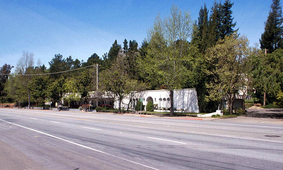 3688 Mount Diablo Blvd, Lafayette, CA à vendre - Photo de l’immeuble – Image 2 sur 5