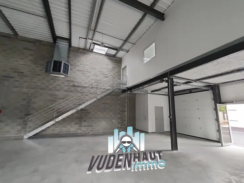 Local d’activités dans Cugnaux à louer - Photo intérieure – Image 2 sur 9