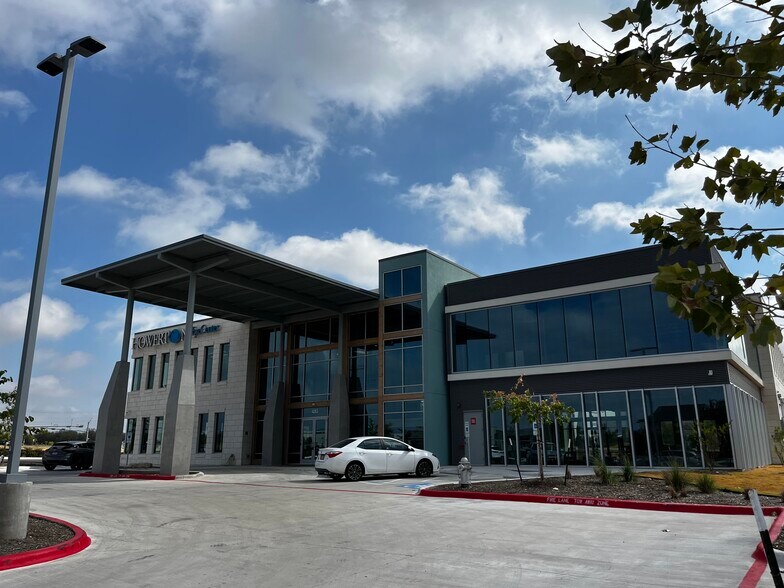 4282 S FM 1626, Kyle, TX à louer - Photo de l’immeuble – Image 3 sur 10