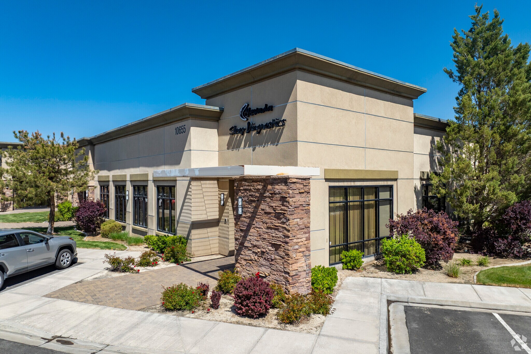 10655 Professional Circle Dr, Reno, NV à louer Photo principale– Image 1 sur 9