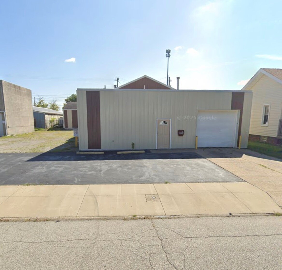 158 Woodbury St, Elyria, OH à vendre Photo de l’immeuble– Image 1 sur 5
