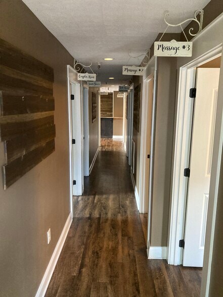 627 Eastwood St, Bowling Green, KY à louer - Photo de l’immeuble – Image 2 sur 22