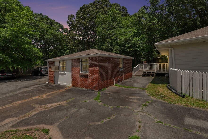 5084 Lavista Rd, Tucker, GA à vendre - Photo de l’immeuble – Image 3 sur 26