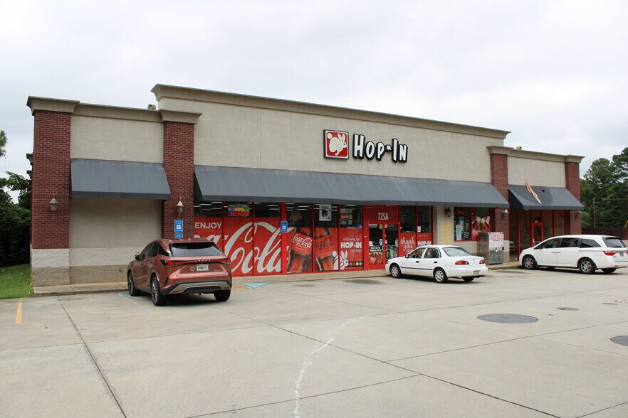 725 Alabama St, Carrollton, GA à louer - Photo de l’immeuble – Image 2 sur 9
