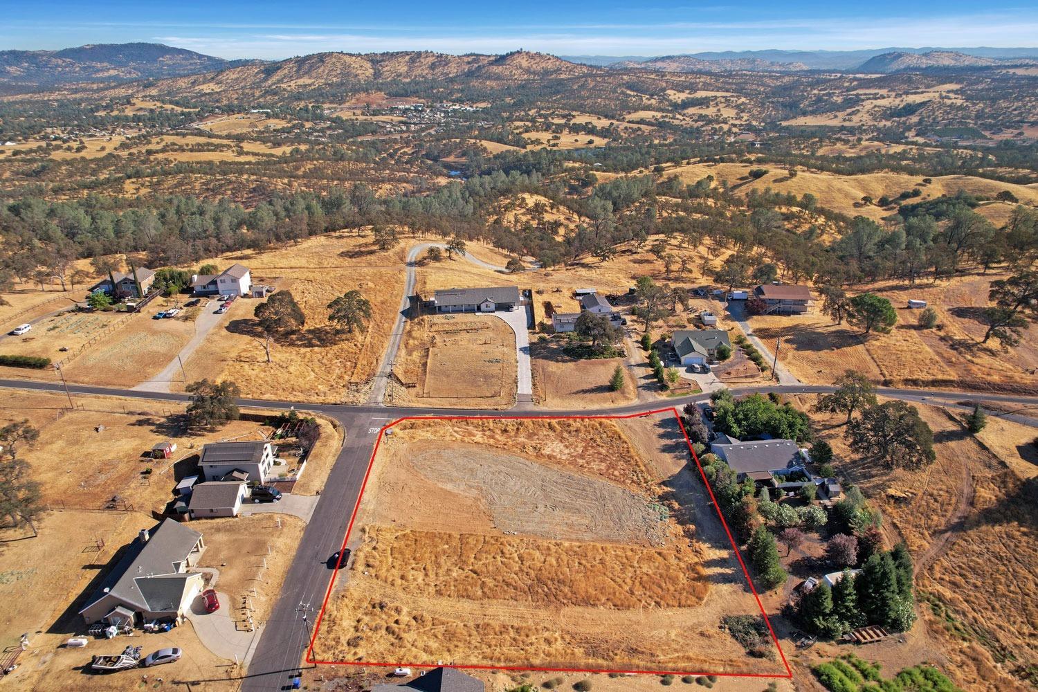 3228 Arrowhead St, Copperopolis, CA à vendre Photo principale– Image 1 sur 11