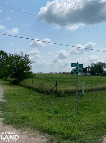 SW 21st St, Huron, SD à vendre - Aérien – Image 2 sur 3