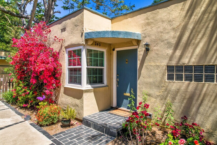 250 Fernando Ave, Palo Alto, CA à vendre - Photo de l’immeuble – Image 3 sur 37