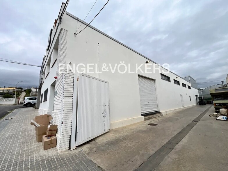 Industriel/Logistique dans Premià de Dalt, Barcelona à vendre - Photo de l’immeuble – Image 3 sur 8