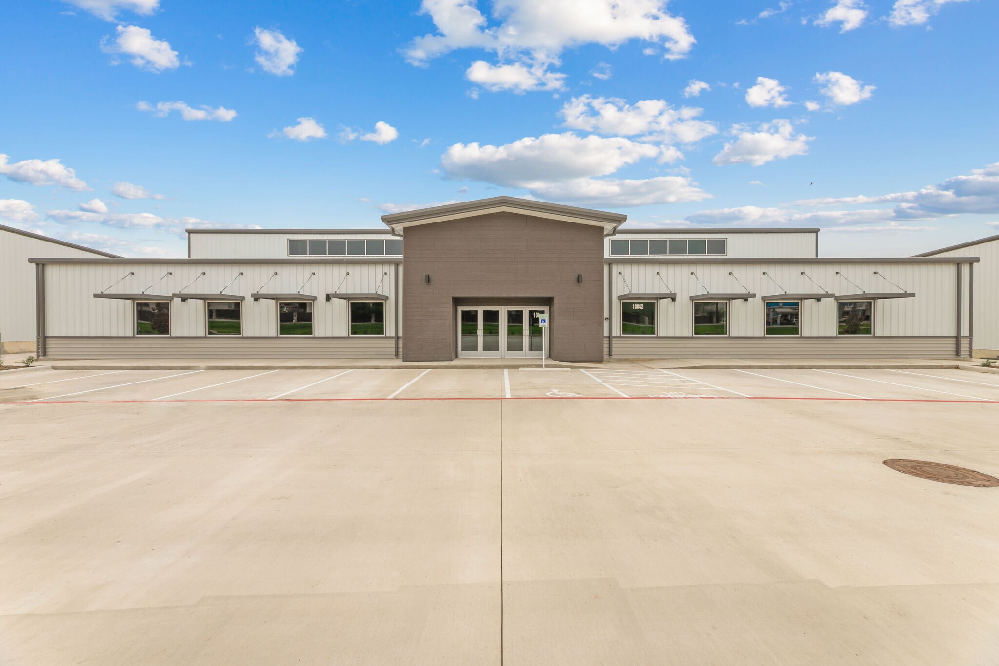 10042 FM 1976, Universal City, TX à louer Photo principale– Image 1 sur 67