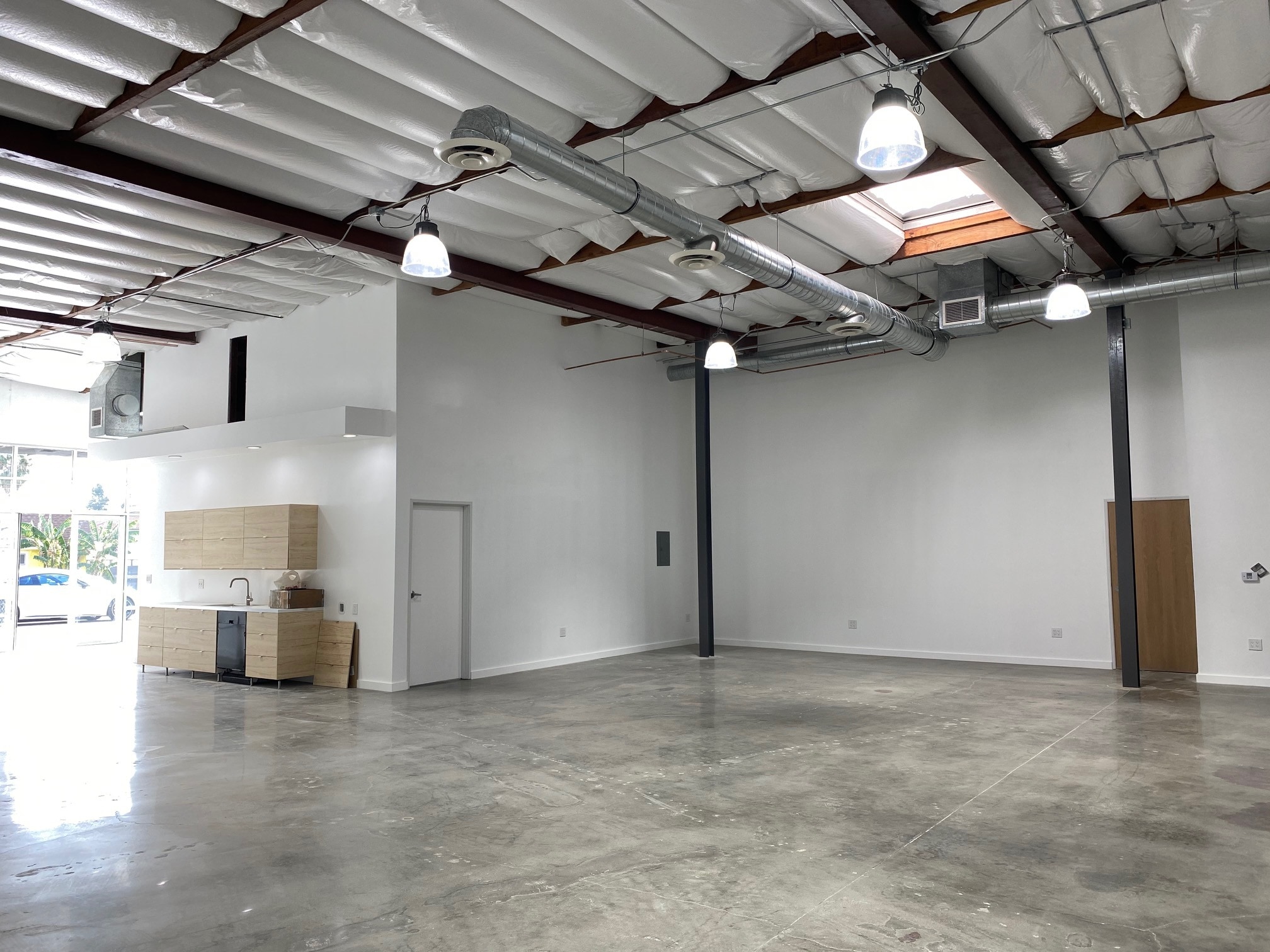 3375 Robertson Pl, Los Angeles, CA à louer Photo intérieure– Image 1 sur 2