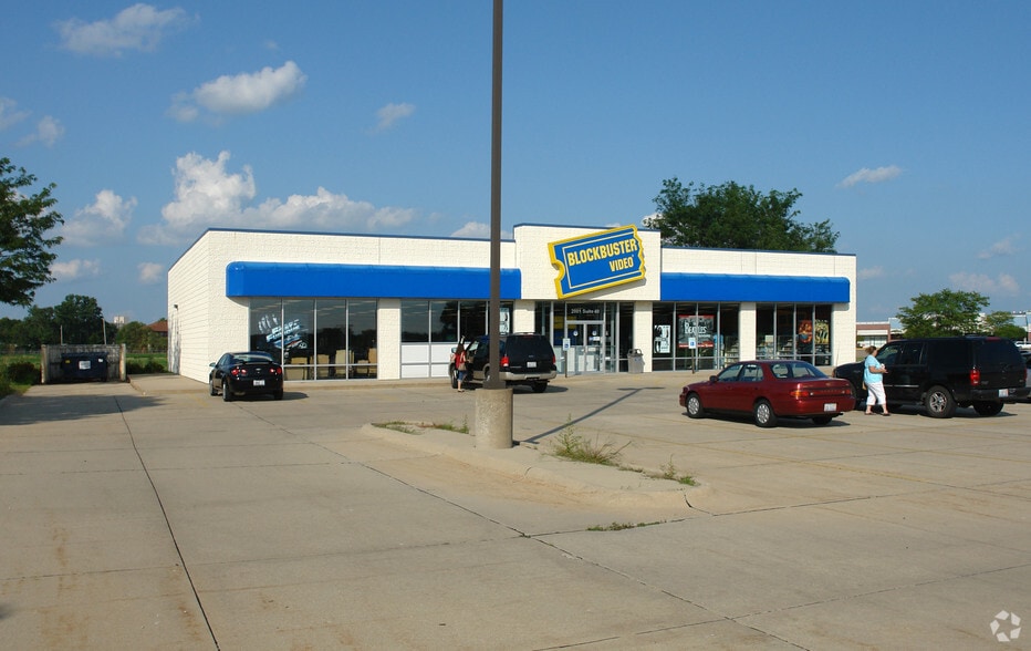 2001-2017 5th St, Silvis, IL à louer - Photo principale – Image 3 sur 5