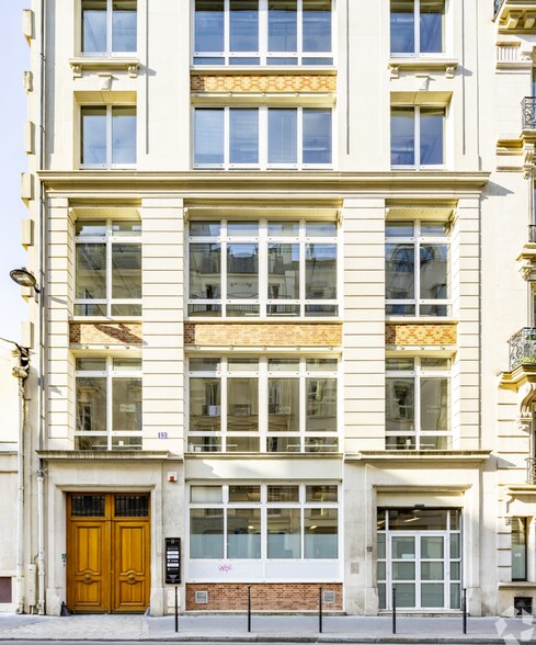 13 Rue Des Petits Hôtels, Paris à louer - Photo de l’immeuble – Image 1 sur 1