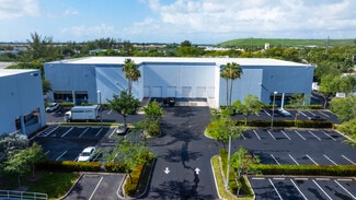 Plus de détails pour 1250 S Powerline Rd, Deerfield Beach, FL - Industriel/Logistique à louer