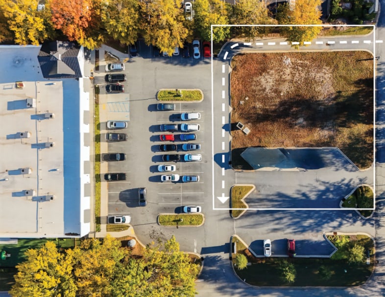 122 Milestone Way, Greenville, SC à louer Photo principale– Image 1 sur 3