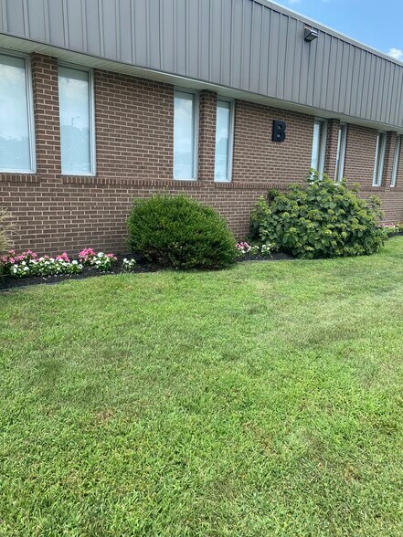 1173 E Landis Ave, Vineland, NJ à louer - Photo de l’immeuble – Image 2 sur 6