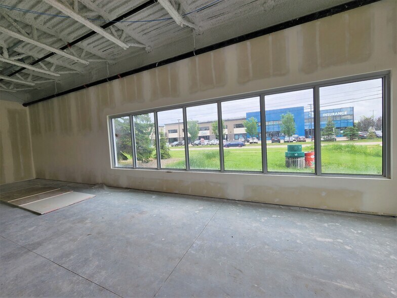 11803 114 Ave NW, Edmonton, AB à louer - Photo intérieure – Image 1 sur 2