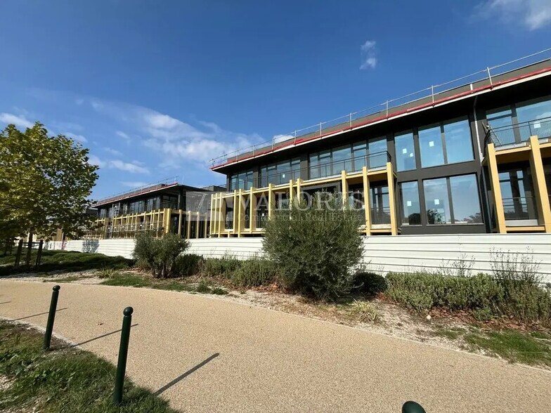 Bureau dans Aix-en-Provence à louer - Photo de l’immeuble – Image 3 sur 10