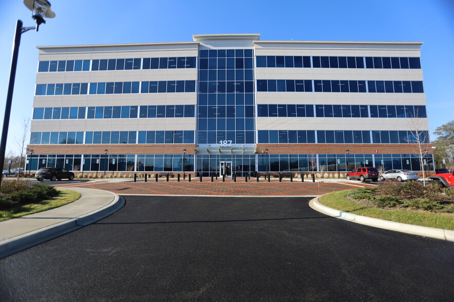 181 Harry S Truman Pky, Annapolis, MD à louer - Photo de l’immeuble – Image 1 sur 22