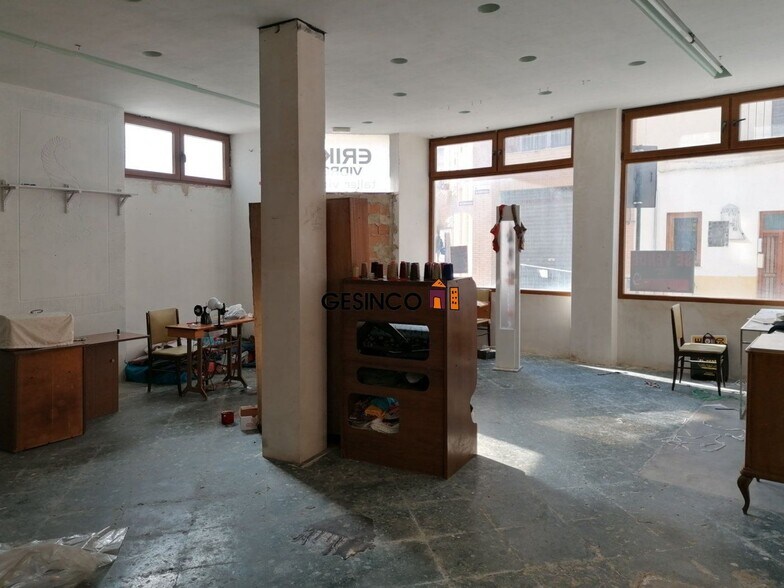 Local commercial dans Ontinyent, Valencia à vendre - Photo de l’immeuble – Image 2 sur 9