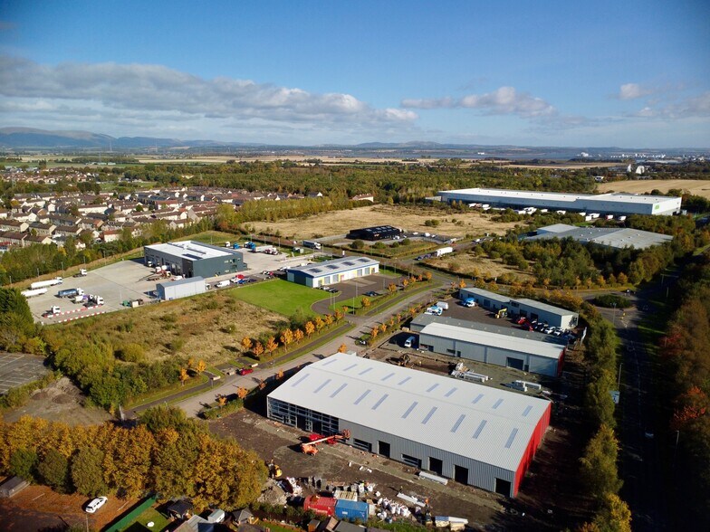 A9 Estate Lammermoor Av, Falkirk à vendre - Photo de l’immeuble – Image 2 sur 9