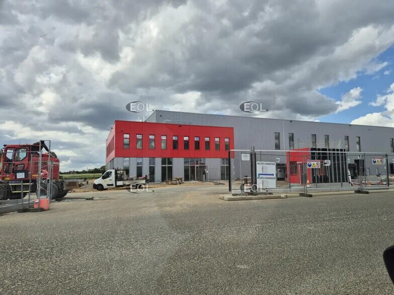 Industriel/Logistique dans Durtal à louer - Photo de l’immeuble – Image 1 sur 1