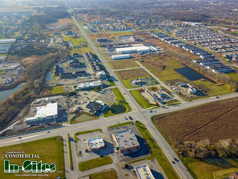 11040 Broadway St, Crown Point, IN à louer - Photo de l’immeuble – Image 3 sur 4