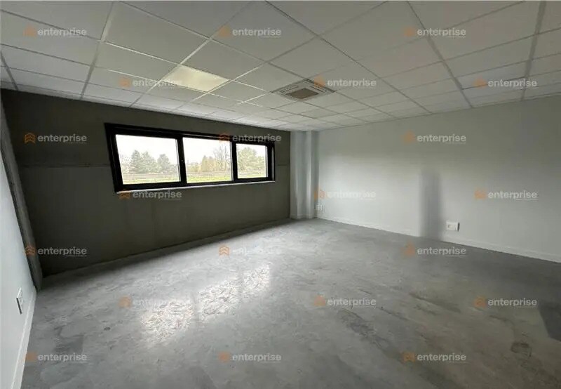 Bureau dans Wattrelos à louer - Photo de l’immeuble – Image 3 sur 5