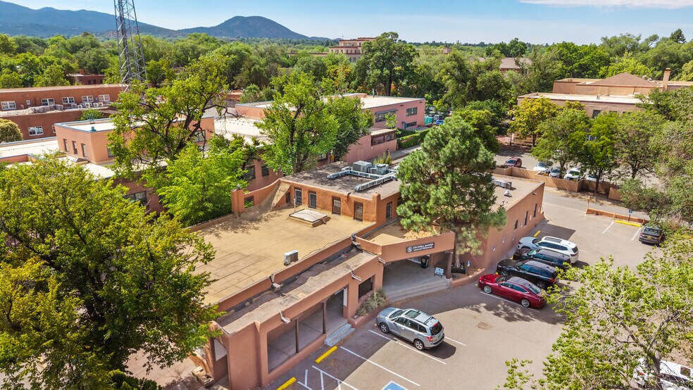132 E Marcy St, Santa Fe, NM à vendre - Photo de l’immeuble – Image 2 sur 12